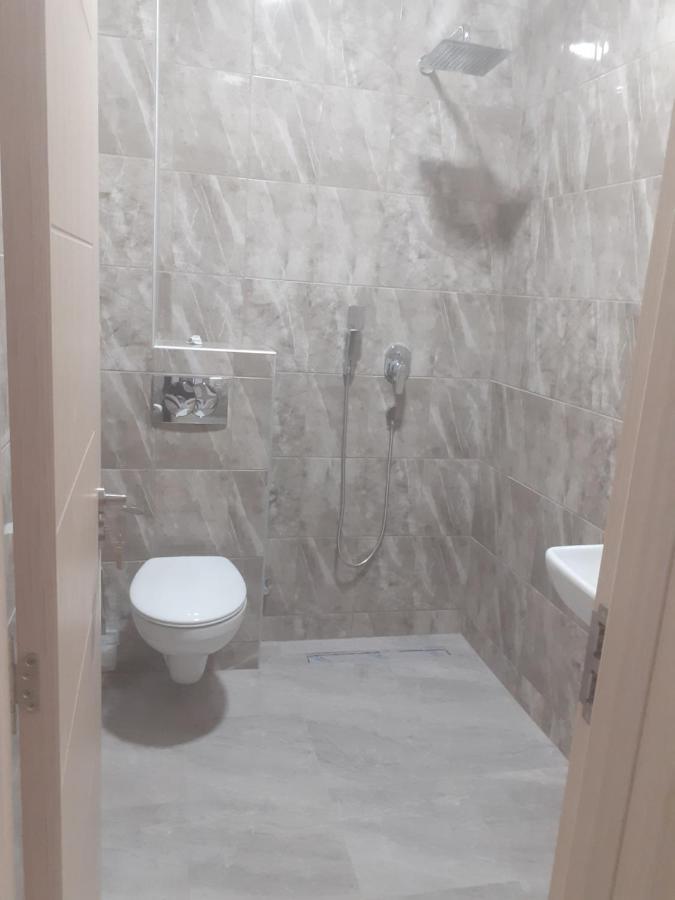 Asuka Apartmani 飞鸟客 Surcin Bagian luar foto