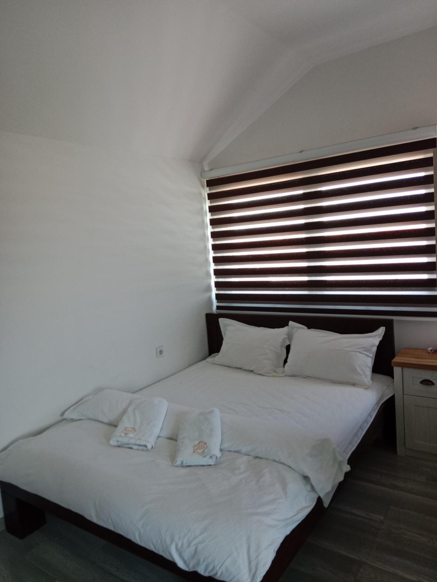 Asuka Apartmani 飞鸟客 Surcin Bagian luar foto